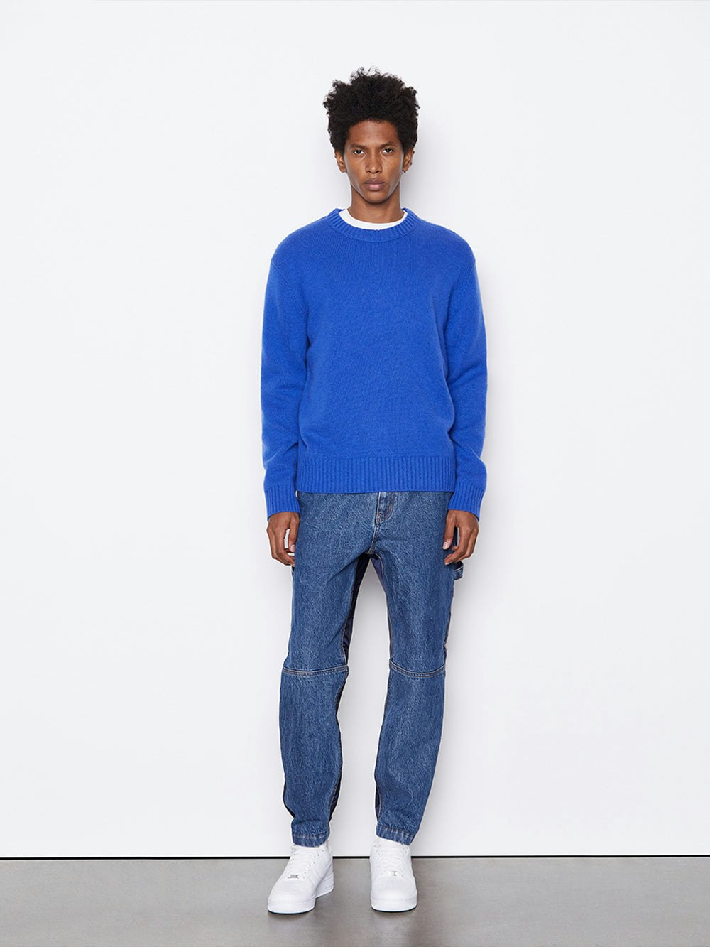 sweater full body view alt:hover